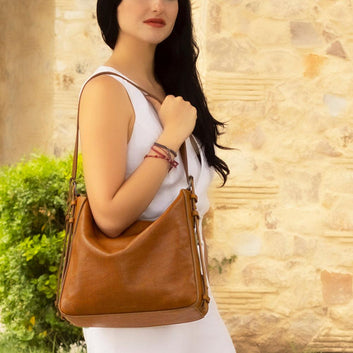 Mission Mercantile | Ellington Leather Hobo w/ Zippered Pouch